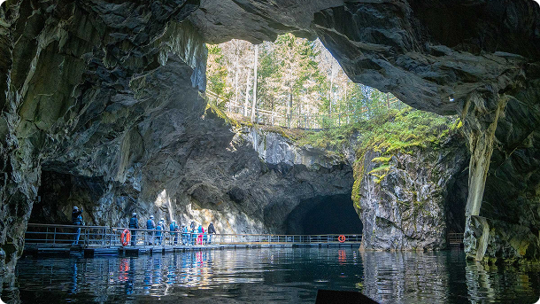 Подземное озеро